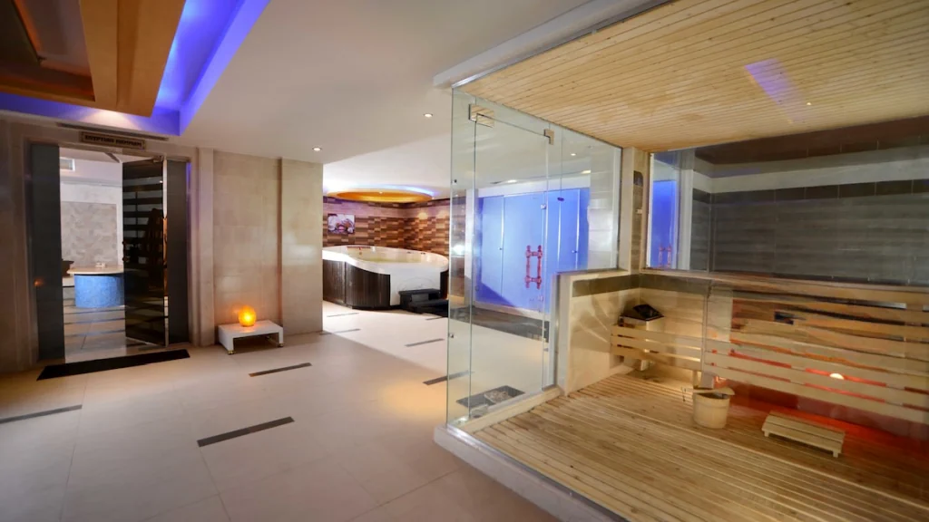 الفندق الباتروس وايت بيتش ريزورت - الغردقة